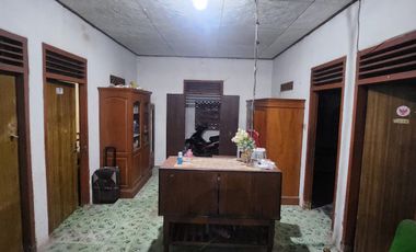 Dijual Rumah Tengah Kota di Jl. Cempaka Purwodadi