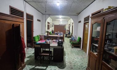 Dijual Rumah Tengah Kota di Jl. Cempaka Purwodadi