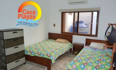 Casa de Venta en Playas, Ciudadela Cerrada Acapulco, Via a Data Km 2.5