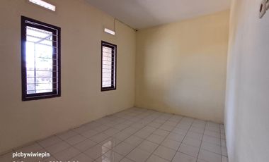 Disewakan rumah nyaman 2 lantai Sarijadi dekat Universitas Maranatha dan tol pasteur Bandung Utara