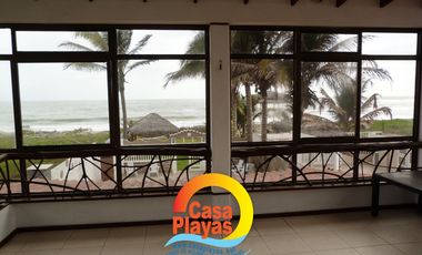 Casa Frente Al Mar en Playas de Venta, Via a Data Posorja