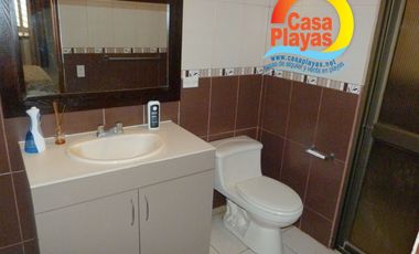 Casa Frente Al Mar en Playas de Venta, Via a Data Posorja