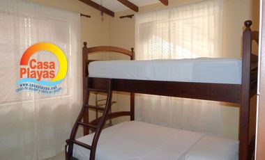 Casa Frente Al Mar en Playas de Venta, Via a Data Posorja