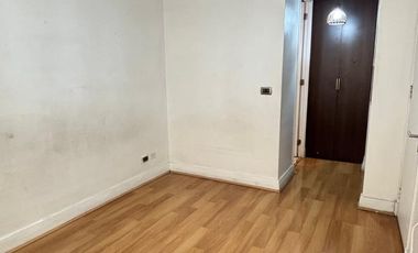 Se Vende Dpto Estilo Mariposa 2d 2b 1e 1b, 50mts2, Santiago