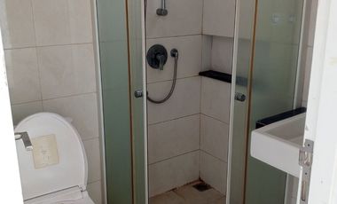 Disewakan Rumah 2Lt dicluster Australia uk.6x15m Green Lake City, sudah ada 2 unt AC, void belakang sudah di tutup kanopi