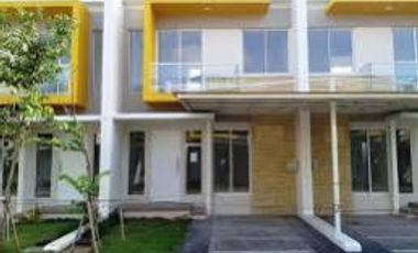 Disewakan Rumah 2Lt dicluster Australia uk.6x15m Green Lake City, sudah ada 2 unt AC, void belakang sudah di tutup kanopi