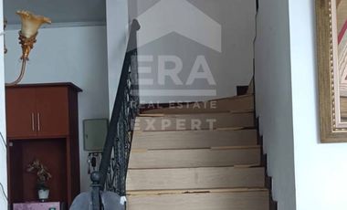 Rumah Hoek 2 Lantai Siap Huni, 7 Menit ke Mall Panakkukang Square @Makassar, Sulawesi Selatan