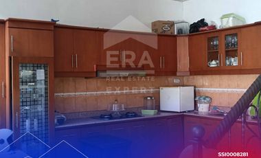 Rumah Hoek 2 Lantai Siap Huni, 7 Menit ke Mall Panakkukang Square @Makassar, Sulawesi Selatan