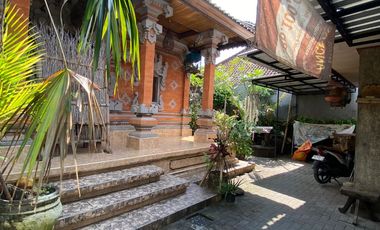 House For Sale - Including 1 Shop and 2 Kost