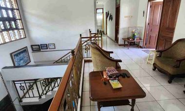 Rumah Furnish 2 Lantai di Pondok Bambu Duren Sawit Jaktim