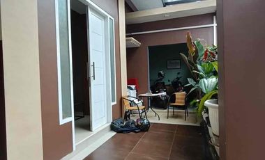 Dijual Rugi Rumah Mewah Suhat Dua Lantai Dekat UB Dan POLINEMA