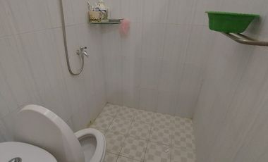 DISEWAKAN Rumah Pojok ( Hook ) Full Furnished Siap Pakai Perumahan Sutorejo Prima Indah Surabaya