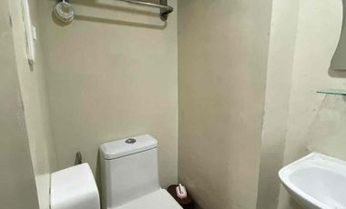 FOR RENT STUDIO UNIT AT VISTA GL TAFT GOOD FOR 4 PAX