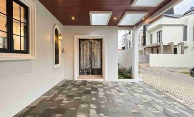 Di jual rumah baru 3lantai Jakarta Selatan, Bebas banjir, lokasi strategis, harga terbaik