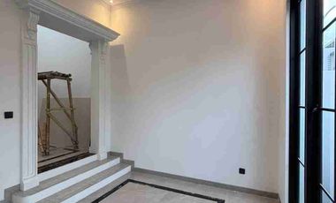 Di jual rumah baru 3lantai Jakarta Selatan, Bebas banjir, lokasi strategis, harga terbaik