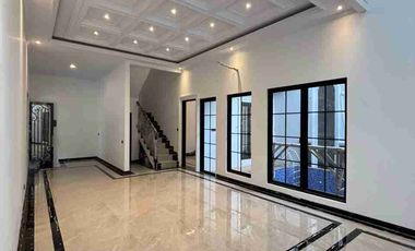 Di jual rumah baru 3lantai Jakarta Selatan, Bebas banjir, lokasi strategis, harga terbaik