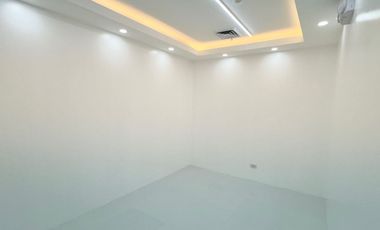 PARK TRIANGLE CORPORATE PLAZA: Office Space for Lease, 93 sqm, Fully fitted, 6 rooms, 1 parking, P155,000/mo.
