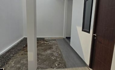 Dijual Rumah 2 Lantai di Meruya Selatan By Rumah Chinida (Li)