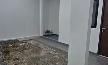 Dijual Rumah 2 Lantai di Meruya Selatan By Rumah Chinida (Li)