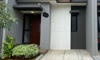 Sewa Murah Rumah Type Deluxe Cluster Regia, Summarecon Crown Gading, Bekasi, 018