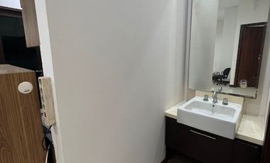 Rumah Cantik minimalis siap huni ( baru slesai renovasi) di Pulomas