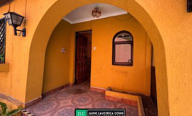 Casa en venta en Concepción, central y en  regular estado