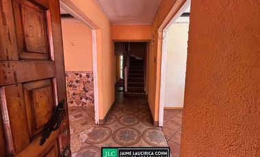 Casa en venta en Concepción, central y en  regular estado
