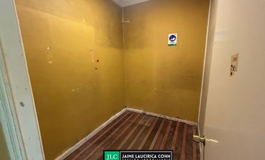 Casa en venta en Concepción, central y en  regular estado