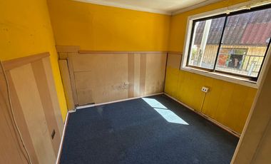 Casa en venta en Concepción, central y en  regular estado