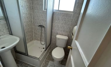 Casa en venta en Concepción, central y en  regular estado