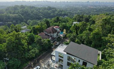 6-Bedroom Multi-Level Home Overlooking in Parkridge Estate, Antipolo City