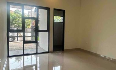DIJUAL CEPAT RUMAH SIAP HUNI DI GRIYA LOKA BSD 'MRB68'