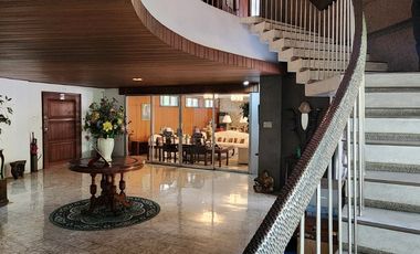 1,539 SQM Greenhills West House and Lot for Sale – Luxury Two-Storey Residence