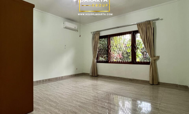 Premium Classic Residence for Sale in Cipete Selatan – Prime Expat Area (Gaharu–BDN)
