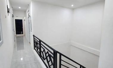 Dijual Cepat Kost Executive Full 19 kamar income 500 jt/tahun JABABEKA