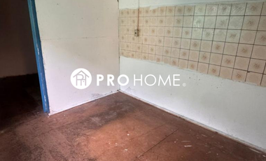 Oportunidad en Calle Valdivia: Casa amplia e independiente