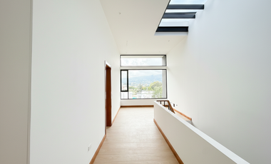 Casa en venta dentro de Urbanización, Tumbaco