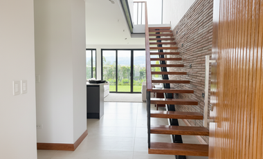 Casa en venta dentro de Urbanización, Tumbaco