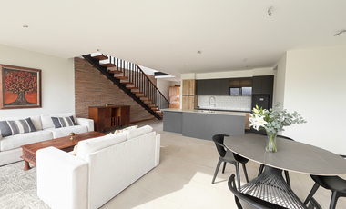 Casa en venta dentro de Urbanización, Tumbaco