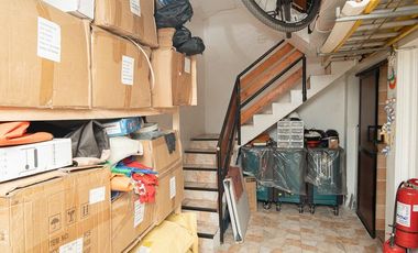 SE VENDE HERMOSA CASA EN CALLE MIGUEL GUERRERO.