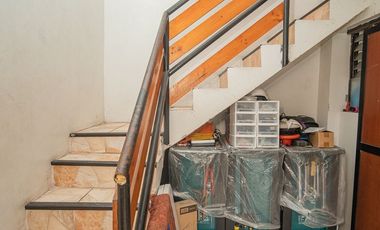 SE VENDE HERMOSA CASA EN CALLE MIGUEL GUERRERO.