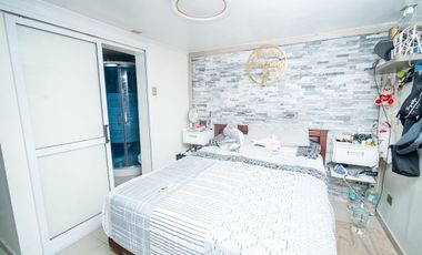 SE VENDE HERMOSA CASA EN CALLE MIGUEL GUERRERO.