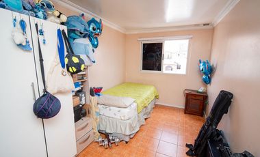 SE VENDE HERMOSA CASA EN CALLE MIGUEL GUERRERO.