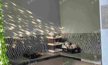 dijual rumah mewah dua lantai siap huni di royal spring hertasning gowa