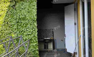 dijual rumah mewah dua lantai siap huni di royal spring hertasning gowa