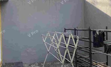 dijual rumah mewah dua lantai siap huni di royal spring hertasning gowa