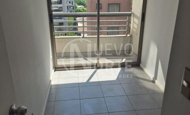 SE ARRIENDA PRÁCTICO DEPTO CERCANO A METRO TOESCA