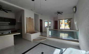 Casa en venta Av.  las Torres Cancún