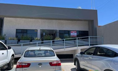 OFICINA HABILITADA SOBRE AVENIDA PRINCIPAL DE 60 M2