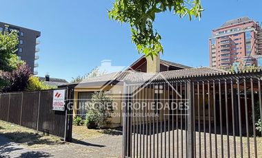 ARRIENDA GRAN CASA 4 DORMITORIOS 3 BAÑOS PISCINA SECTOR TORREMOLINOS